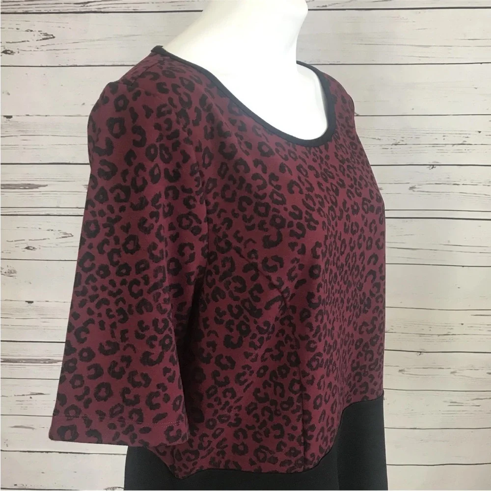 Ann Taylor Womans XXL Burgundy Wine Black Animal Print Top Blouse Zipper NWT $69
